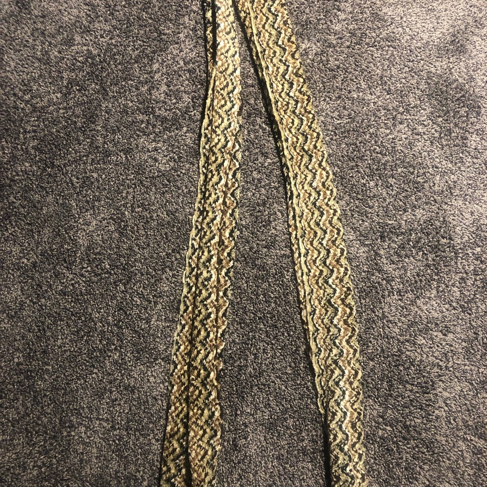 🧣Scarf🧣 - Picture 2 of 3